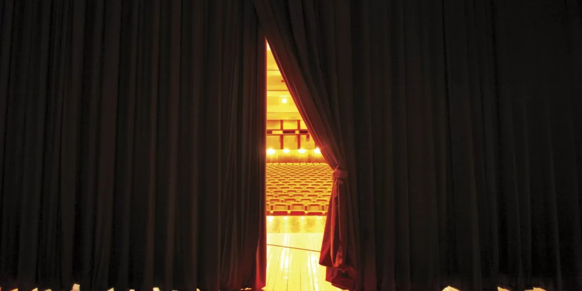 ‘Lago dos Cisnes’ de Daniel Gorjão “quebra cânone do ballet clássico”