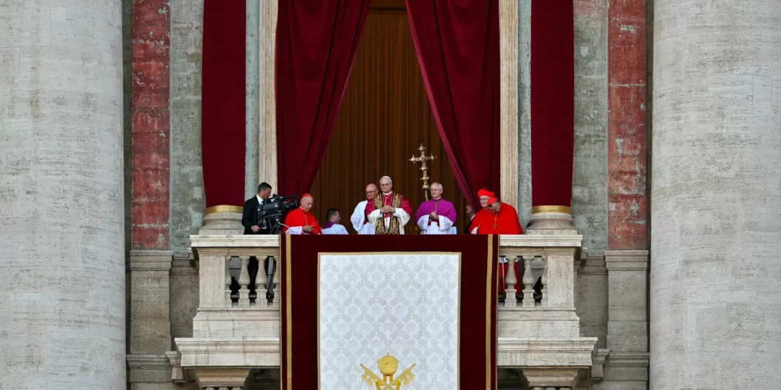 Lula deseja a Leão 14 continuidade do legado de Francisco e Trump diz que papa estadunidense é ‘honra para o país’; veja mais reações