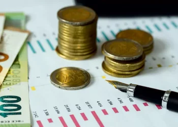 Remuneração bruta mensal média sobe 2,9% em termos reais no primeiro trimestre