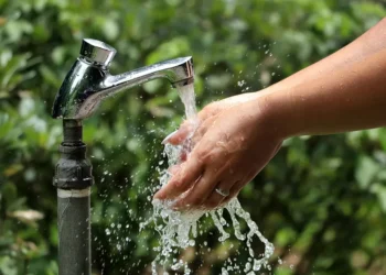 Preço da água em Moçambique vai baixar a partir de junho