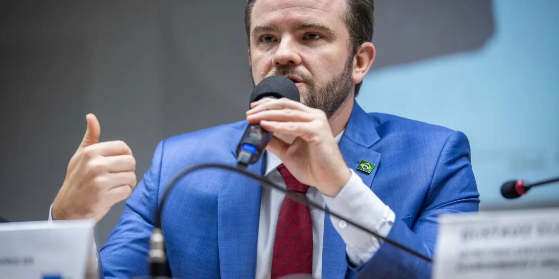 Governo muda regra do IOF para arrecadar R$ 20,5 bilhões