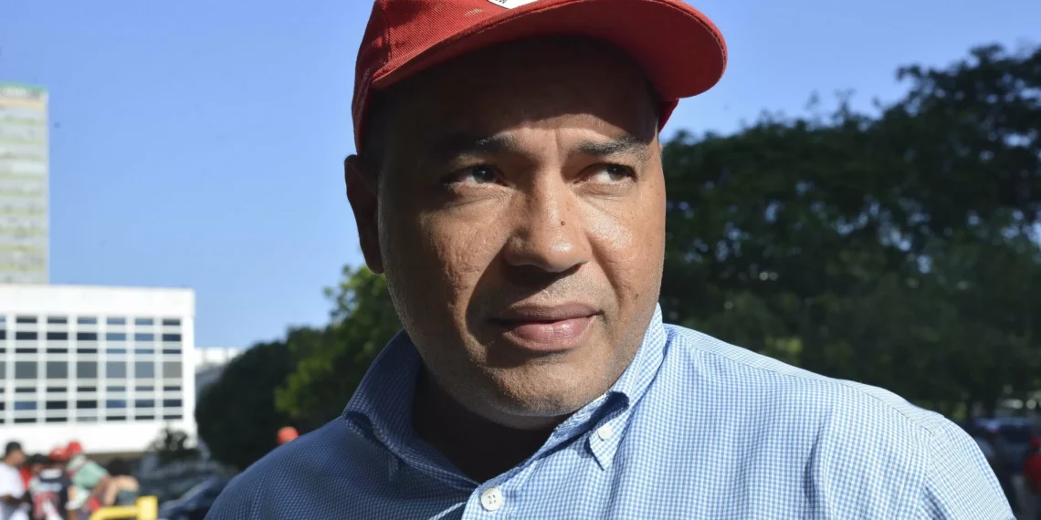 Liderança do MST foi espionado pela ‘Abin Paralela’, segundo relatório da PF