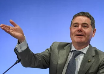 Portugal apoia reeleição de ministro irlandês na liderança do Eurogrupo