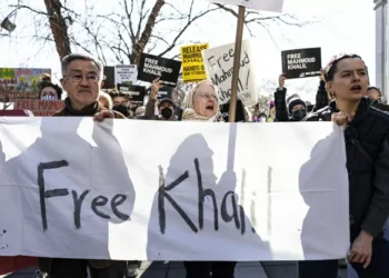 Juiz dos EUA ordena libertação de líder de protestos pró-Palestina detido há mais de três meses