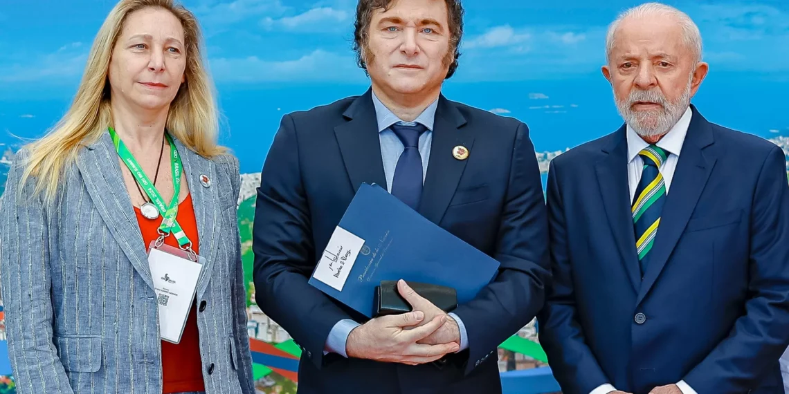 Lula vai à Argentina receber de Javier Milei a presidência rotativa do Mercosul