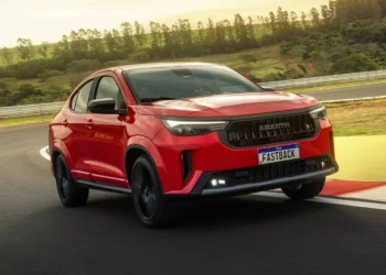 Fiat Fastback 2026: preços, versões, equipamentos e opcionais do SUV cupê