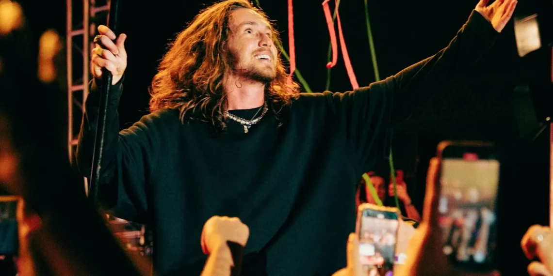 Calle Mambo e Vitor Kley atuam na Albergaria Convida 2025 em julho