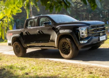 Foton lança picape média híbrida com motor diesel e 10 anos de garantia; veja preços