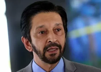 ‘Curso fake foi punição’: Psol aciona MP contra prefeito de SP por afastar diretores de escolas públicas