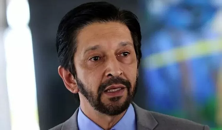 ‘Curso fake foi punição’: Psol aciona MP contra prefeito de SP por afastar diretores de escolas públicas