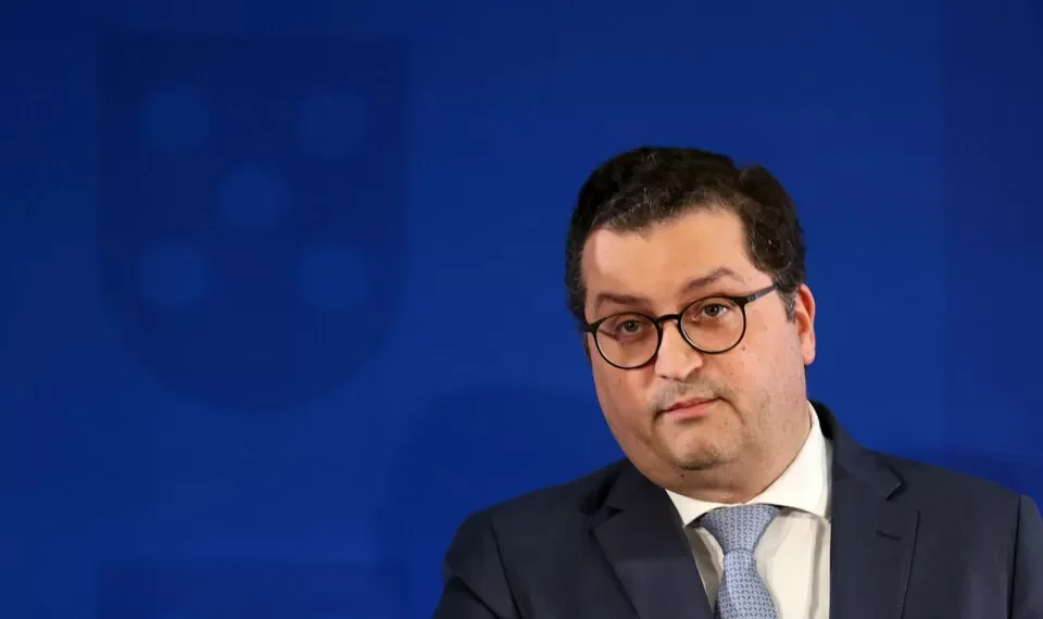 Baixa de IRS para este ano aprovada. Nova redução prometida para 2026