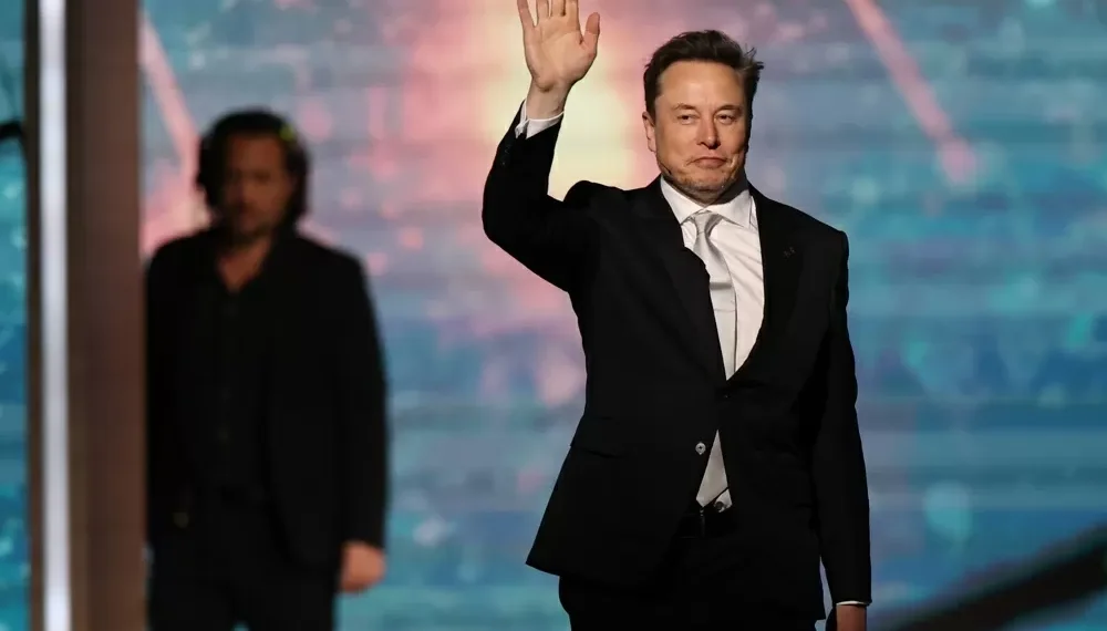 Pentágono fecha acordo para uso de polêmica IA de Musk