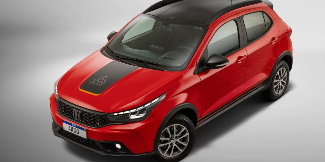 Fiat Argo Trekking 1.3 com câmbio manual retorna por R$ 99.990