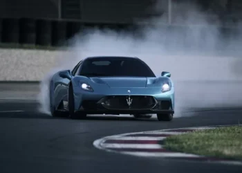 Maserati MCPURA é um MC20 evoluído no motor e na aerodinâmica