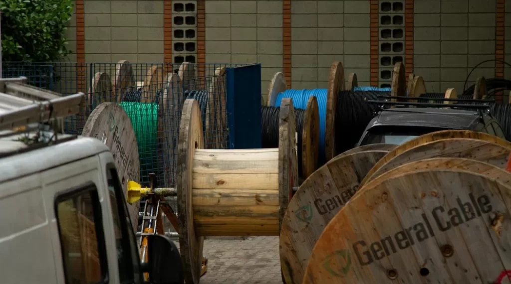 Taxa de 50% sobre cobre se soma ao tarifaço de Trump contra importações