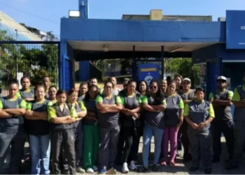 Prefeitura de SP rompe contrato com empresa que atrasa salários e benefícios de trabalhadores da limpeza