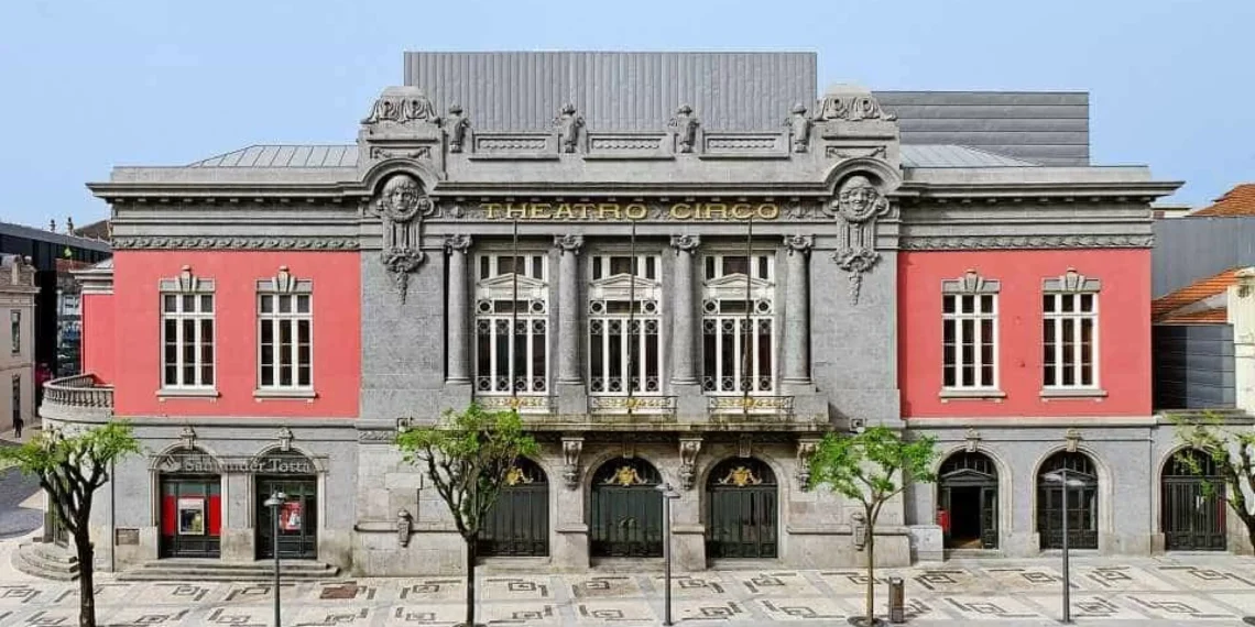 Ópera de Dino D’Santiago e nova peça de Marco Martins no Theatro Circo