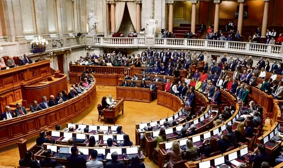 Estado da nação: Governo espera publicar novas tabelas de IRS 2.ª feira e que descida tenha efeito em agosto