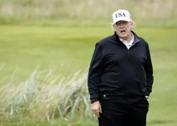 Após fala de Trump, governo brasileiro diz que segue aberto ao diálogo sobre tarifaço