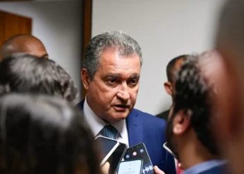 ‘Ao longo da semana, vamos fazer decreto de regulamentação da reciprocidade’, diz Rui Costa sobre tarifas