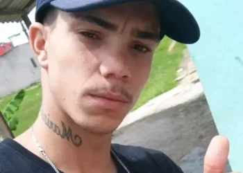 No DF, jovem de 22 anos morre na Papuda e família denuncia tortura; coletivos apontam violações