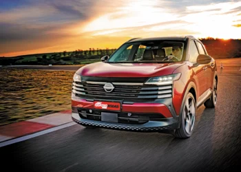 Qual Nissan Kicks está vendendo mais, a nova geração ou o antigo Play?