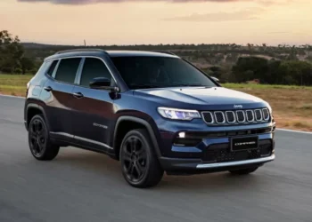 Jeep Renegade e Compass 2026 já têm descontos de até R$ 20.000