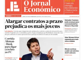 A primeira página do Jornal Económico de 14 de agosto