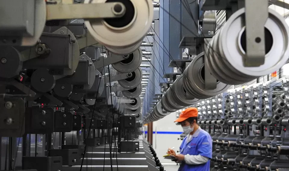 Preços na produção industrial caem 3,7% em julho