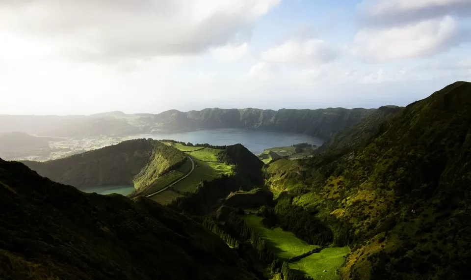 Orçamento dos Açores para 2026 cria cheque saúde e confirma redução do endividamento
