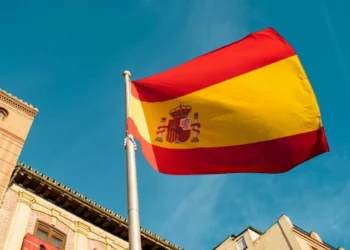 Prazo para brasileiros solicitarem cidadania espanhola por meio da ‘Lei dos Netos’ termina nesta quarta-feira