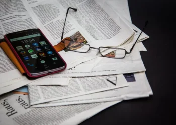 Bruxelas com dotação de 13,8 milhões para promover jornalismo