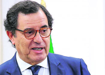 Tudo na mesma, mas um ponto percentual abaixo do que há hoje