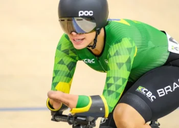 Sabrina Custódia volta a brilhar no Mundial de ciclismo de pista