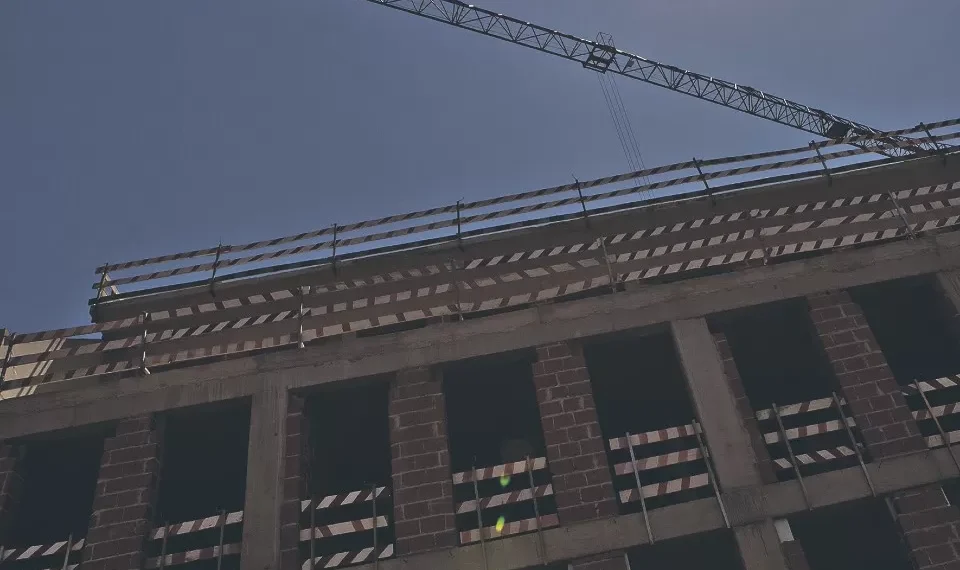 Produção na construção desacelera para 2,6% em agosto