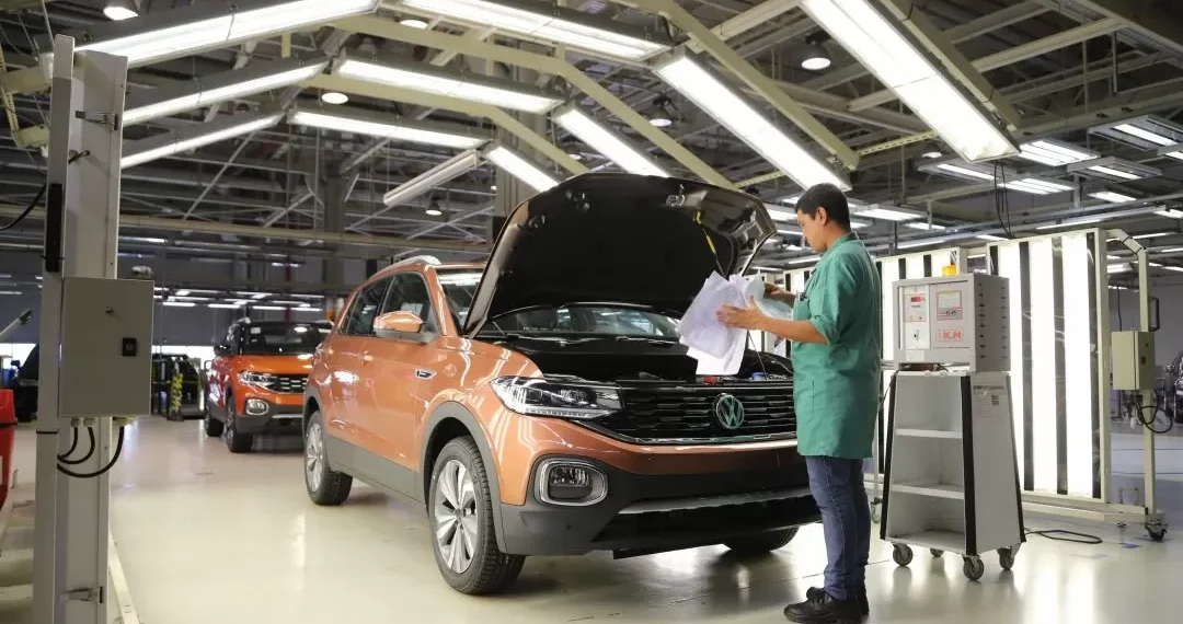 Cadeia automotiva alerta para escassez de semicondutores