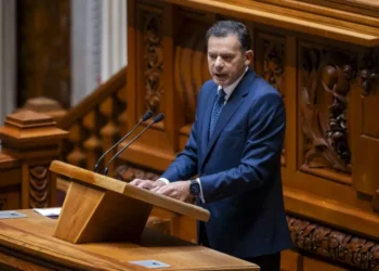 OE2026: “Não havia razão para adiar” entrega e será bom não coincidir com último dia de campanha, refere Montenegro