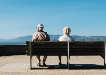Quase metade dos seniores ajudam familiares com dinheiro ou despesas