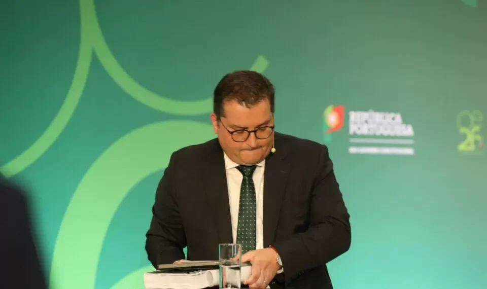 Estado prevê impacto positivo de 1,7 mil milhões com venda do Novobanco