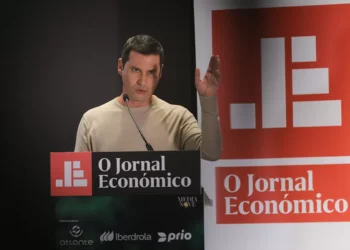 Mais do que novas leis, “o que falta é urgência”, defende João Galamba