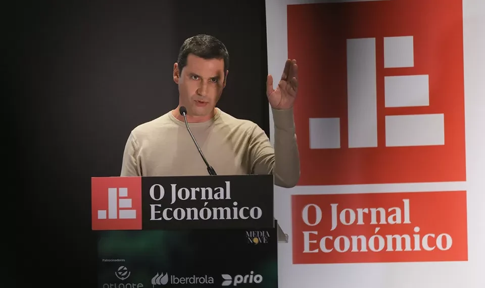 Mais do que novas leis, “o que falta é urgência”, defende João Galamba