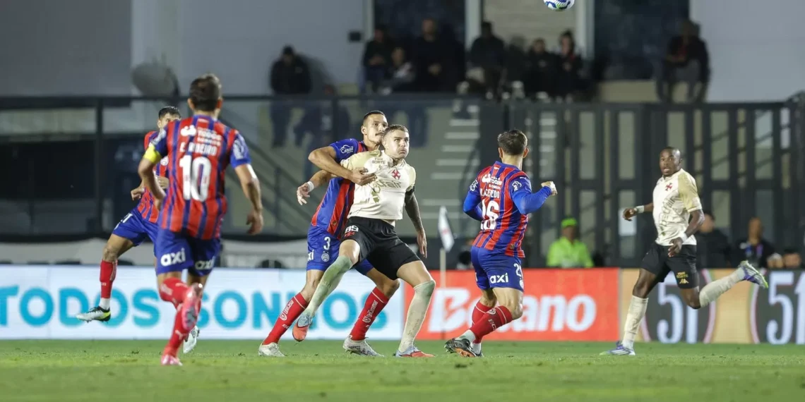 Mirando uma vaga na próxima Libertadores, Bahia recebe o Vasco
