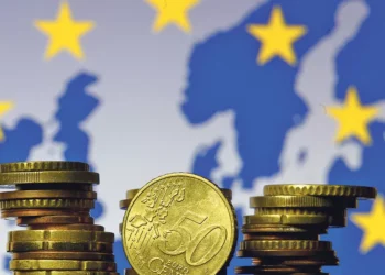 Bruxelas atualiza regras para acabar com ‘greenwashing’ de produtos financeiros na União Europeia