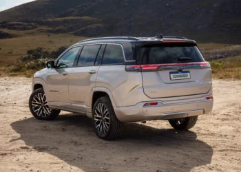 Jeep Commander 2026 fica mais caro pela primeira vez desde o lançamento