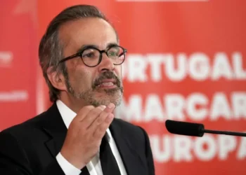 MNE disponível para resolver situação dos funcionários no estrangeiro sem proteção social