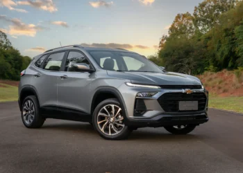 Chevrolet Tracker 2026 está mais barato até R$ 14.600: veja versões, preços e equipamentos