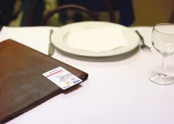 OE2026: Chumbadas propostas da oposição para subir subsídio de refeição no Estado