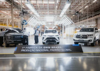 Brasil garante chips da China para evitar paralisação da indústria automotiva