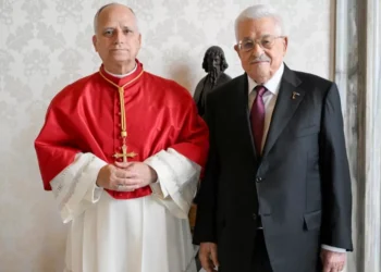 Papa e Abbas concordam com urgência de ajudar Gaza e da solução de dois Estados