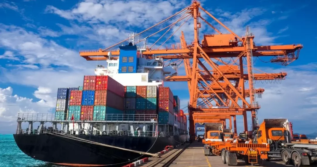 Custo logístico e juros altos travam exportações brasileiras